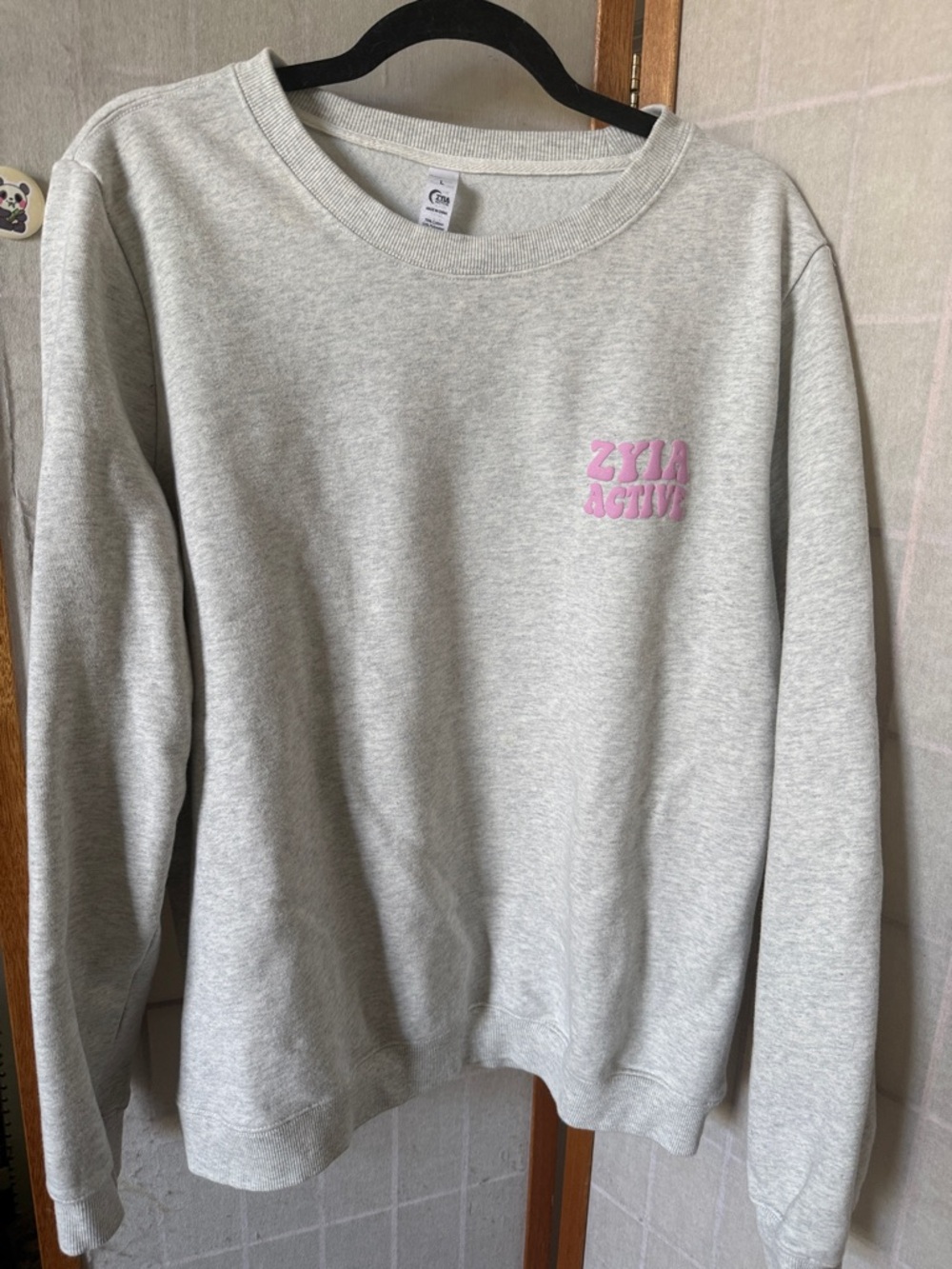 Zyia Active Gray Crewneck Sweatshirt Raised Pink Logo Sz L